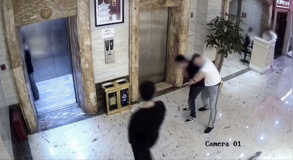 17553924403672.gif