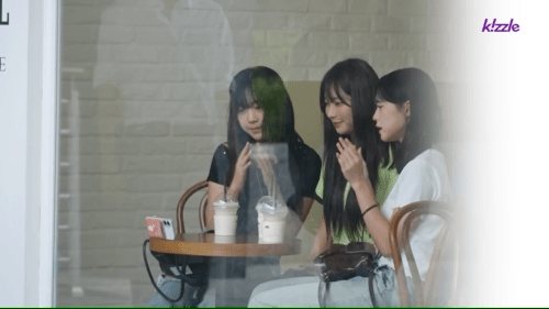 17588052165641.gif