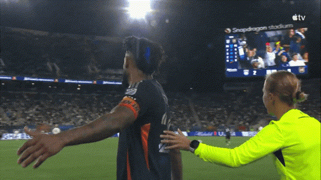 17779428355215.gif