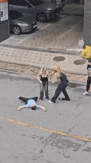 17822628588475.gif