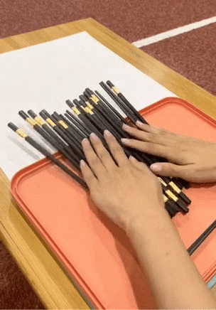 17835696603109.gif